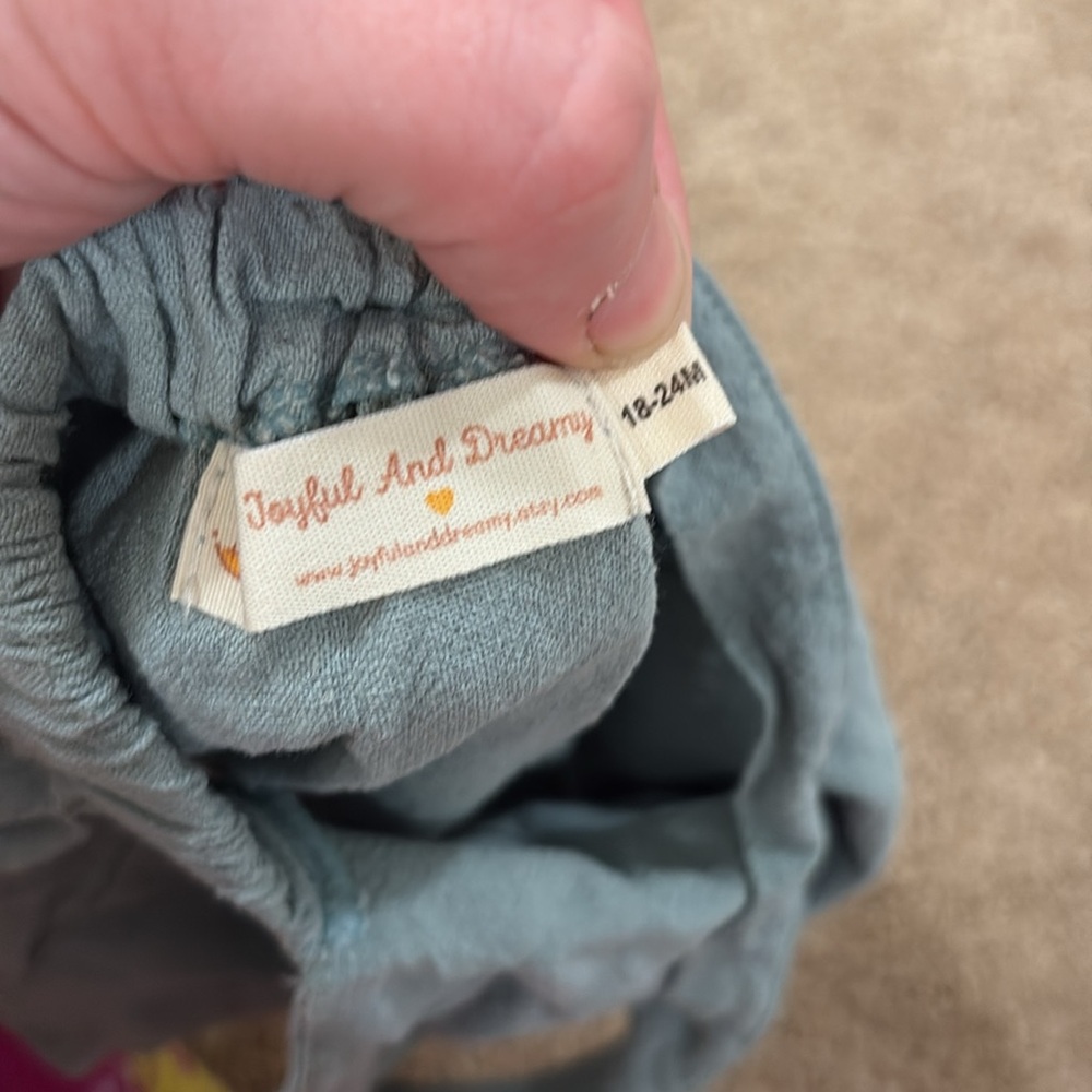 First birthday hand embroidered linen bubble romper - Picture 4 of 4